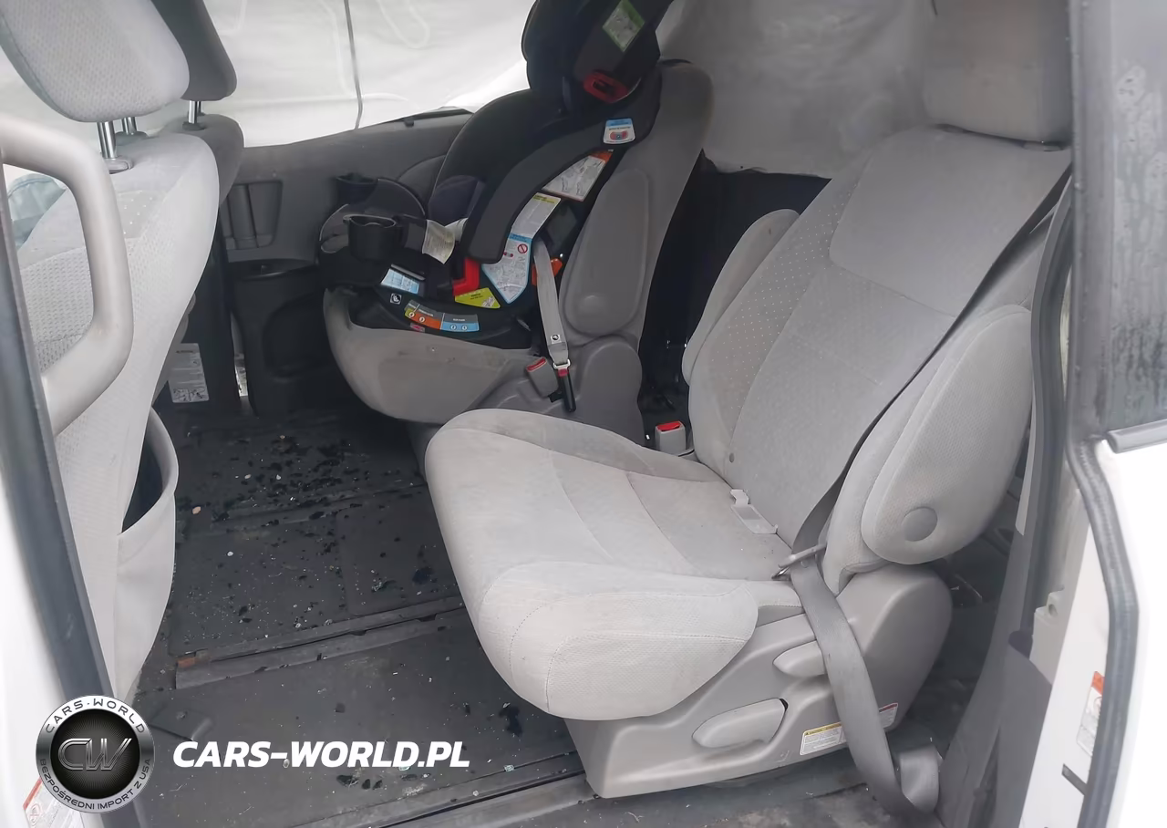 2015 Toyota Sienna Le 7 Passenger VIN:5TDJK3DC3FS115637 - 8