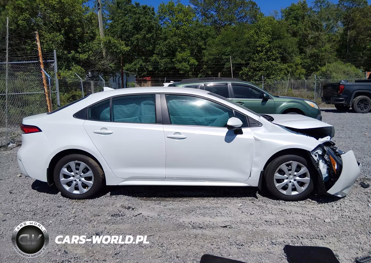 2025 Toyota Corolla Le VIN:5YFB4MDE6SP348162 - 13