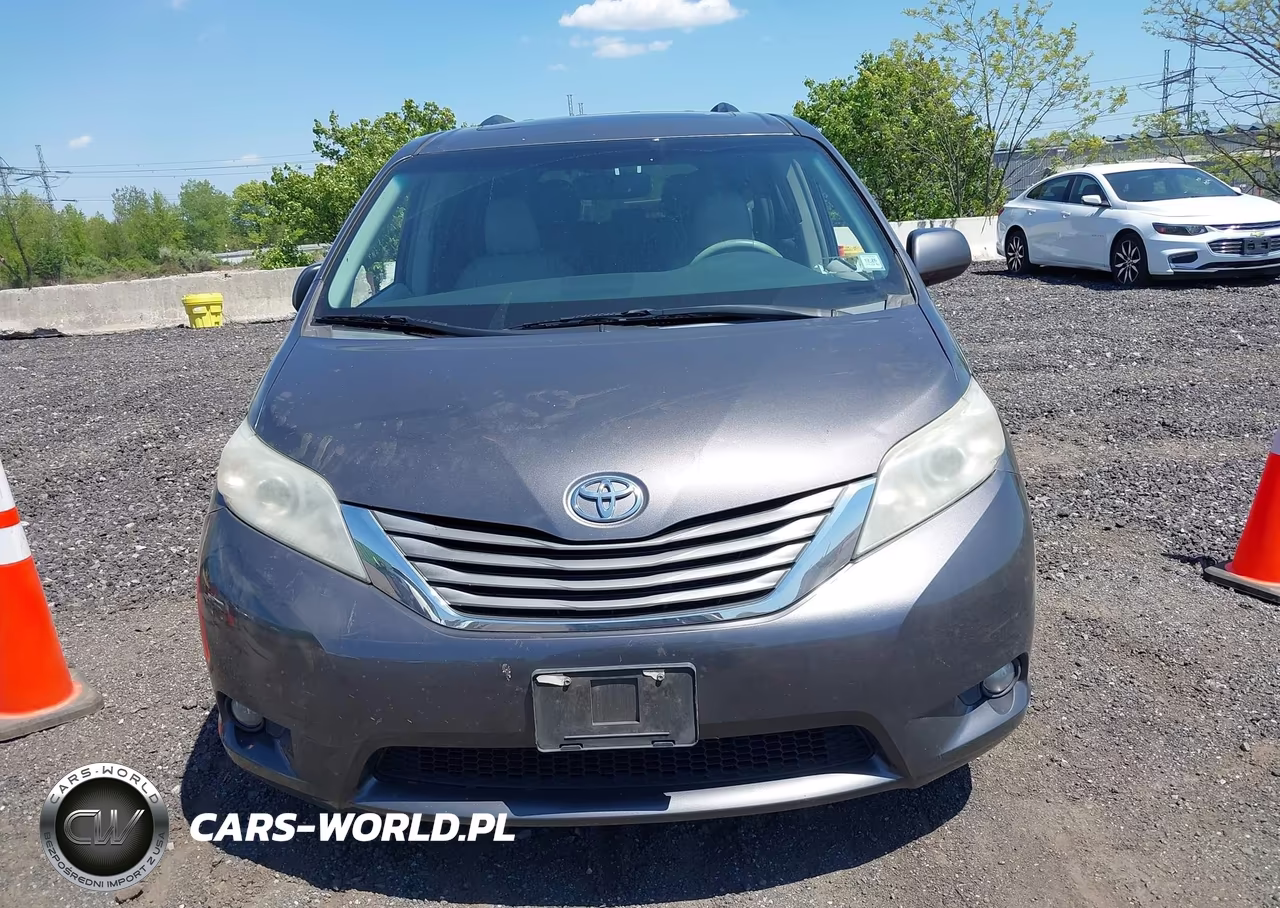 2011 Toyota Sienna Xle VIN:5TDDK3DC3BS027677 - 12