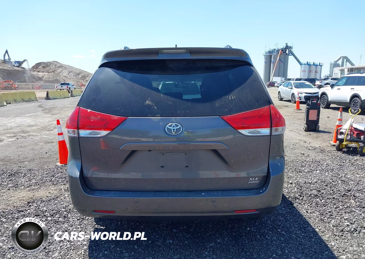 2011 Toyota Sienna Xle VIN:5TDDK3DC3BS027677 - 16