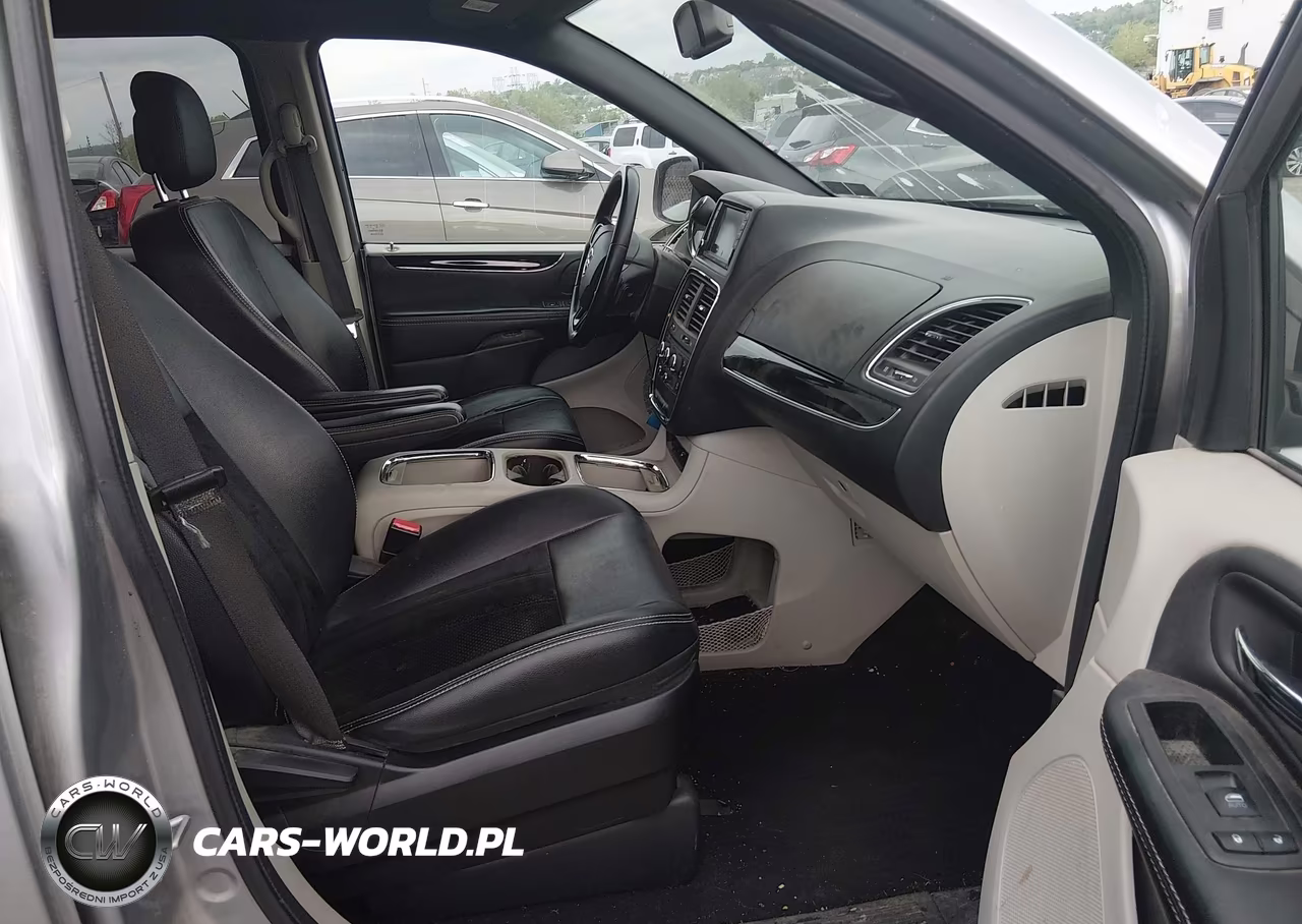 2018 Dodge Grand Caravan Sxt VIN:2C4RDGCG1JR266471 - 5