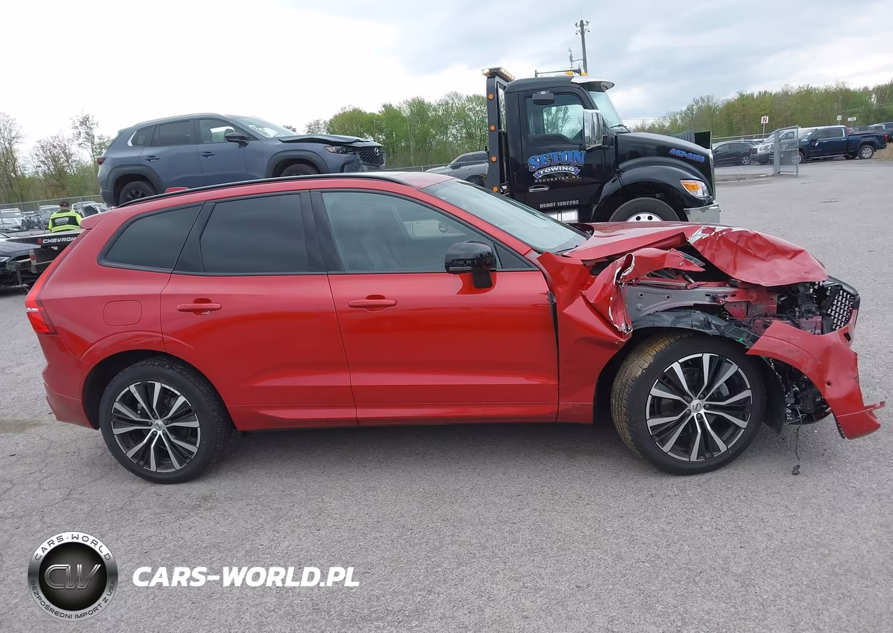 2023 Volvo Xc60 B5 Plus Dark Theme VIN:YV4L12RW2P1383275 - 13