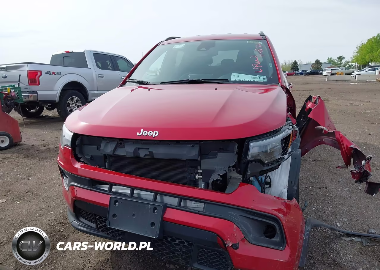 2025 Jeep Compass Latitude 4X4 VIN:3C4NJDBN1ST617349 - 12
