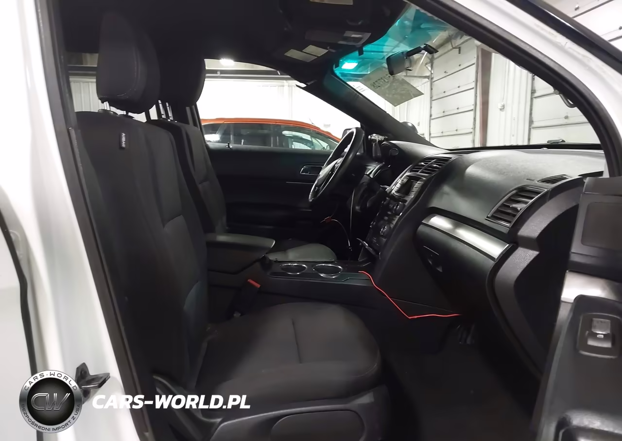 2016 Ford Utility Police Interceptor VIN:1FM5K8AR0GGA37266 - 5