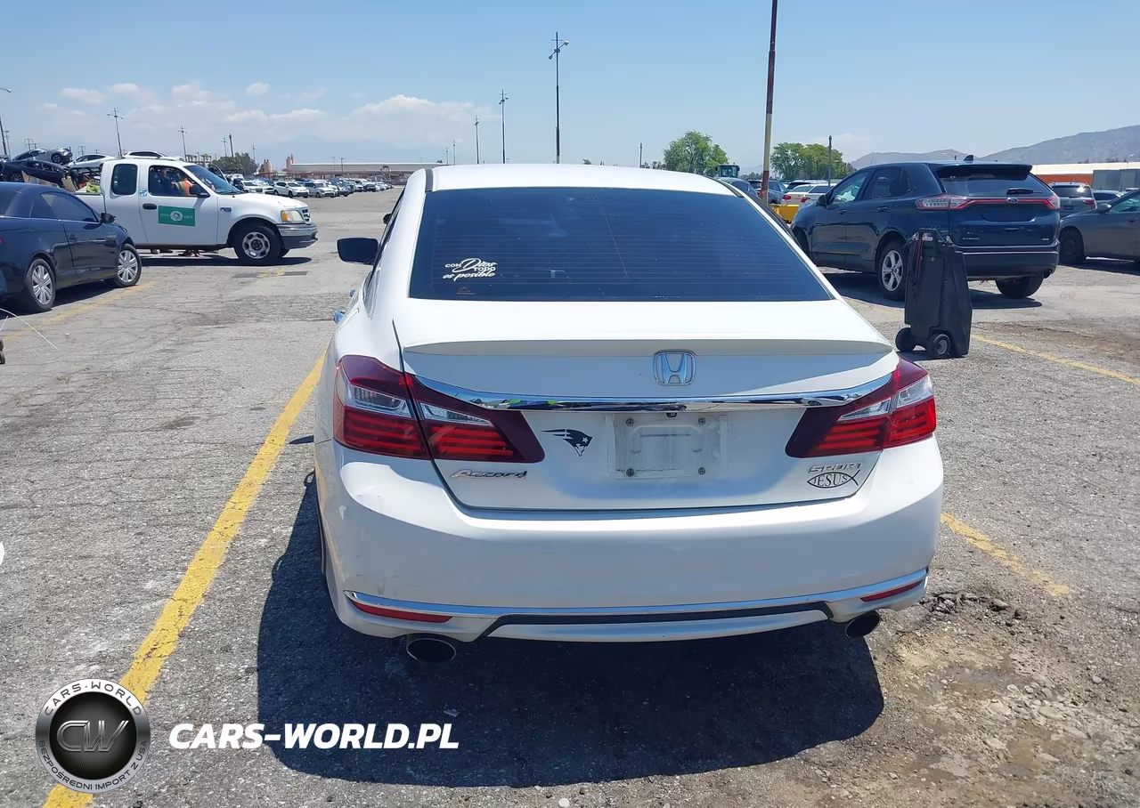 2017 Honda Accord Sport VIN:1HGCR2F57HA139809 - 16