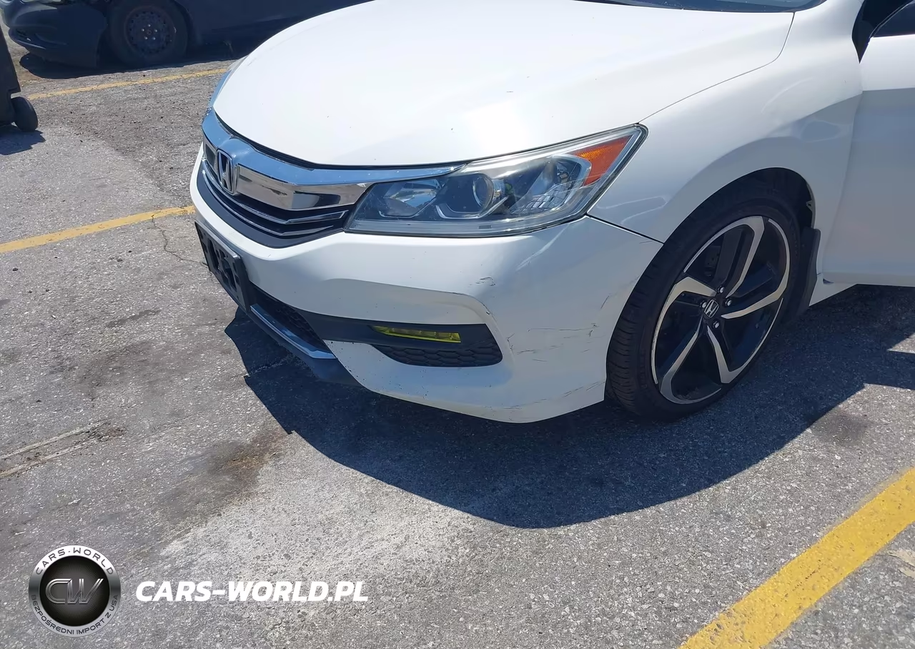 2017 Honda Accord Sport VIN:1HGCR2F57HA139809 - 17