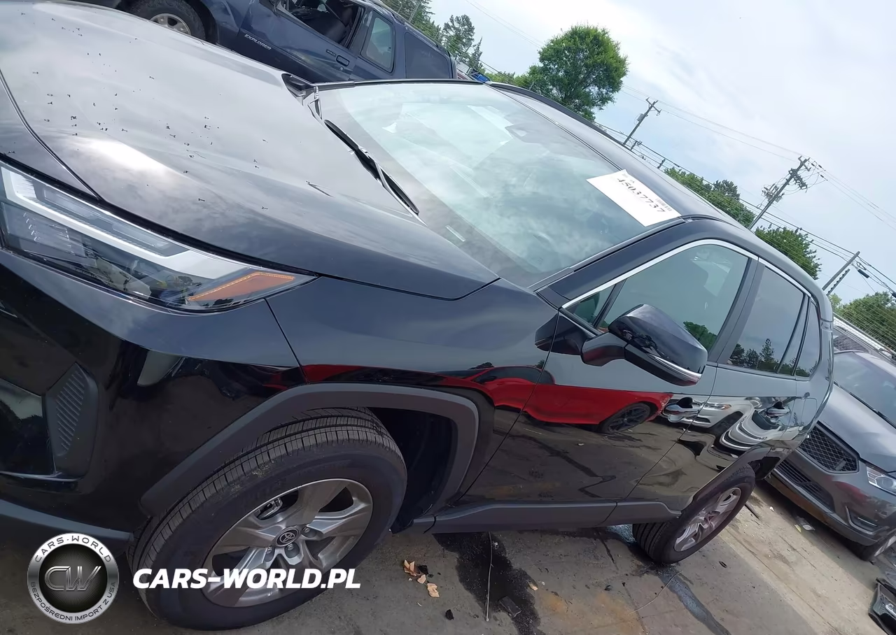 2025 Toyota Rav4 Xle VIN:2T3W1RFV4SW431146 - 14