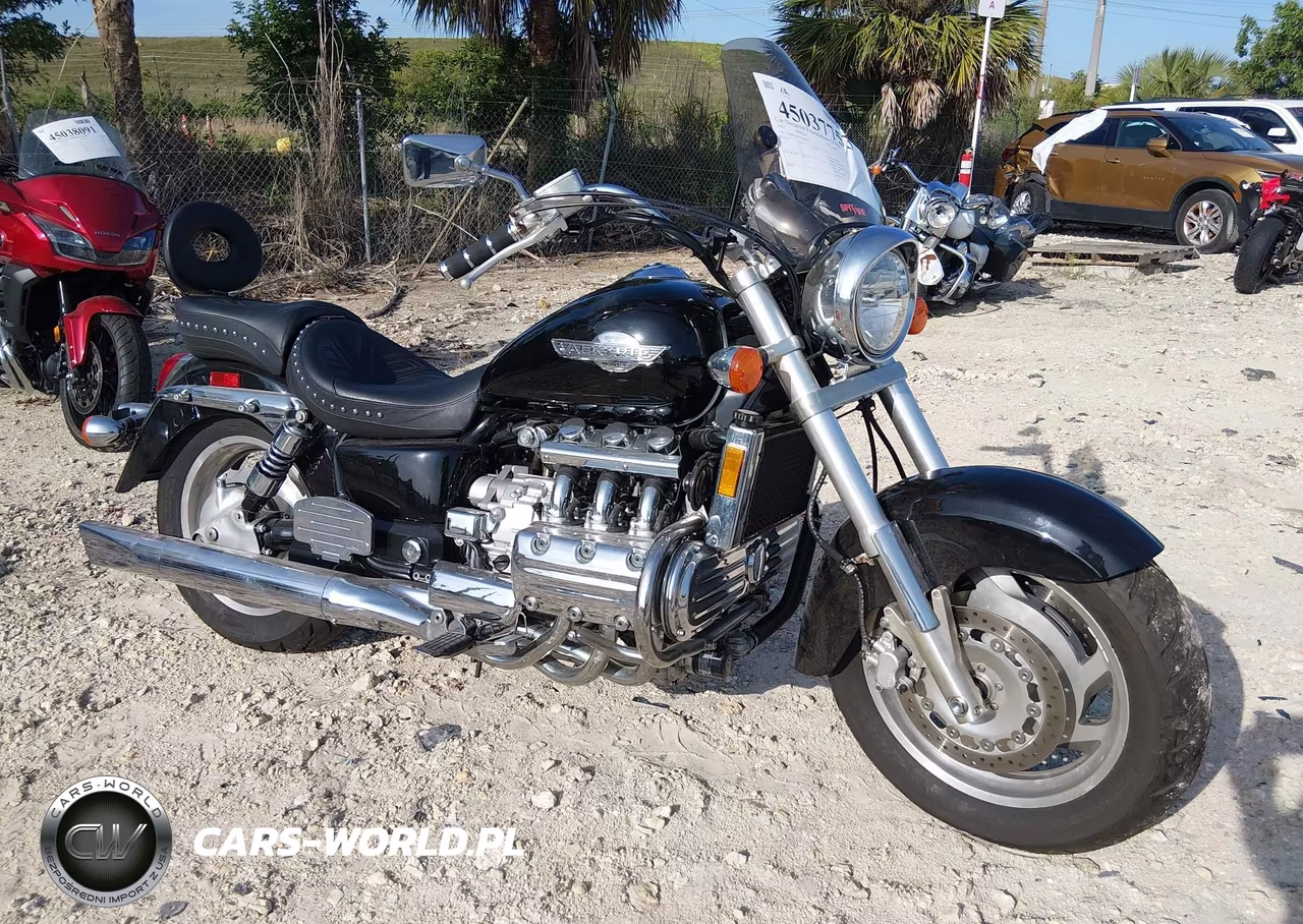 1997 Honda Gl1500 C-2
