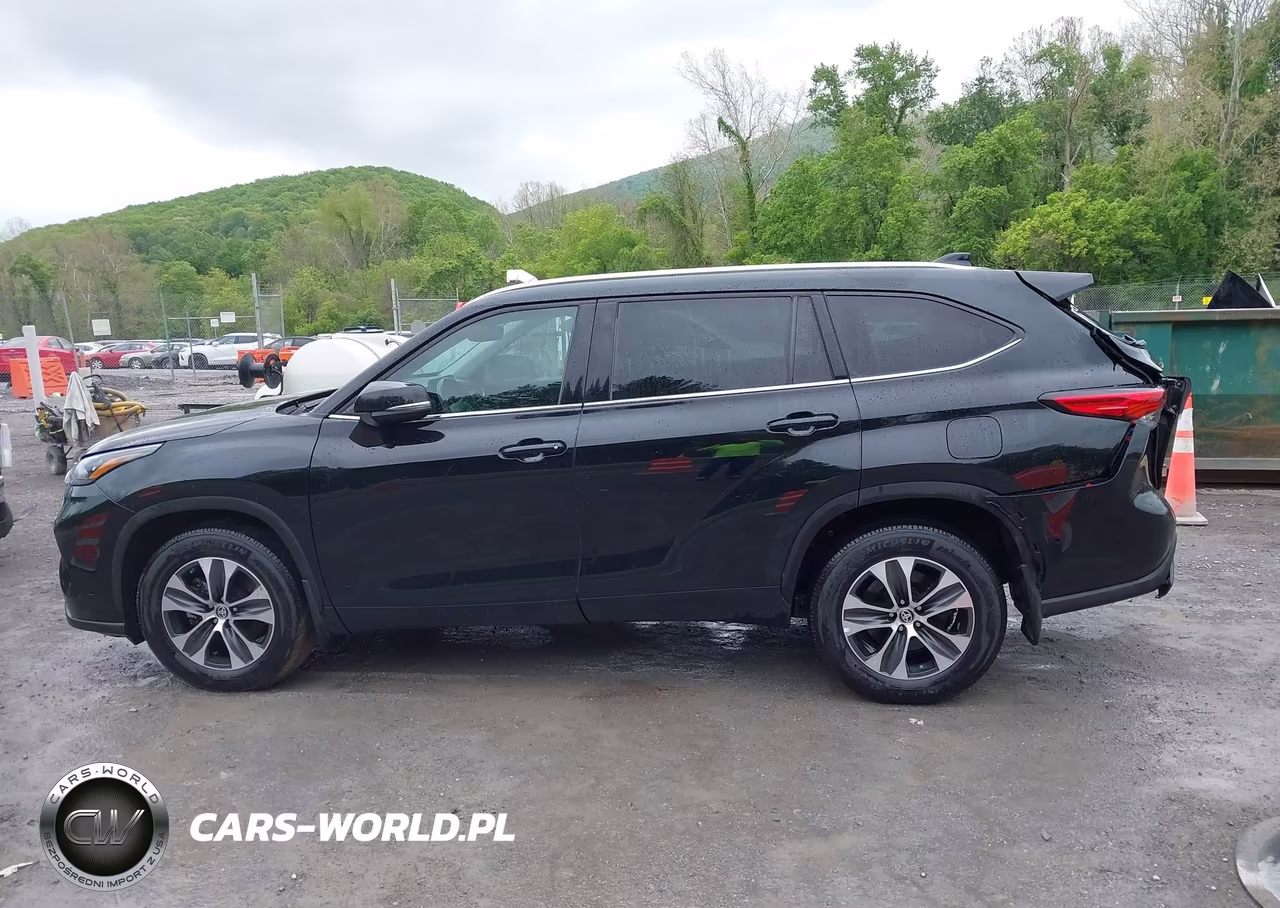 2020 Toyota Highlander Xle VIN:5TDGZRBH1LS518096 - 14