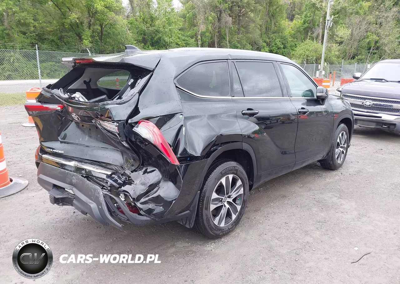 2020 Toyota Highlander Xle VIN:5TDGZRBH1LS518096 - 4