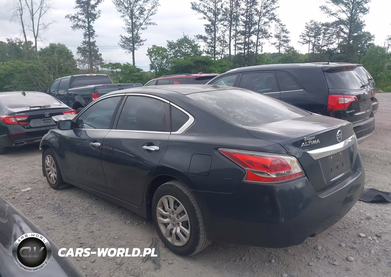 2015 Nissan Altima 2.5 S VIN:1N4AL3AP9FN921594 - 14