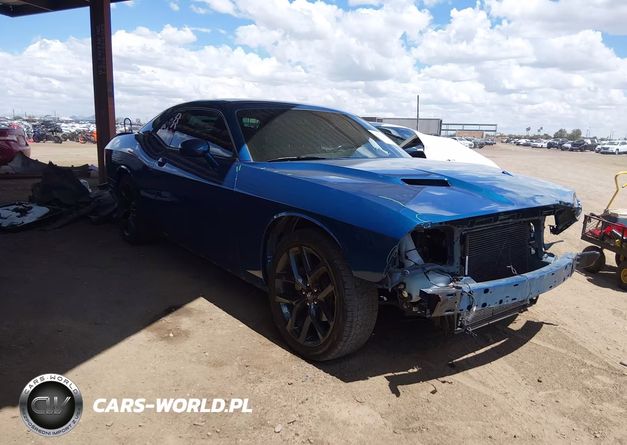 2022 Dodge Challenger Sxt