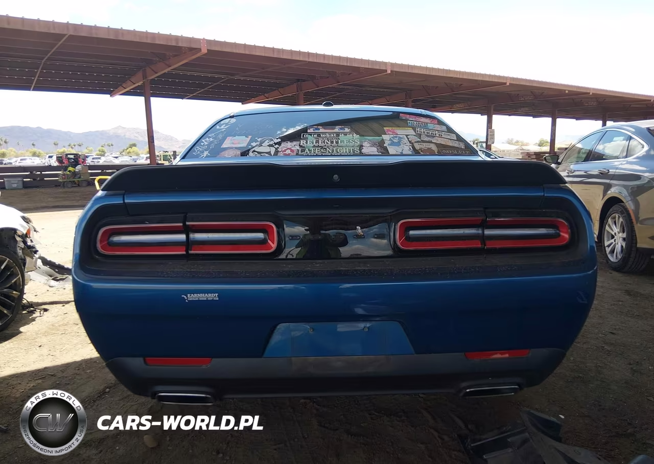 2022 Dodge Challenger Sxt VIN:2C3CDZAG8NH149054 - 17