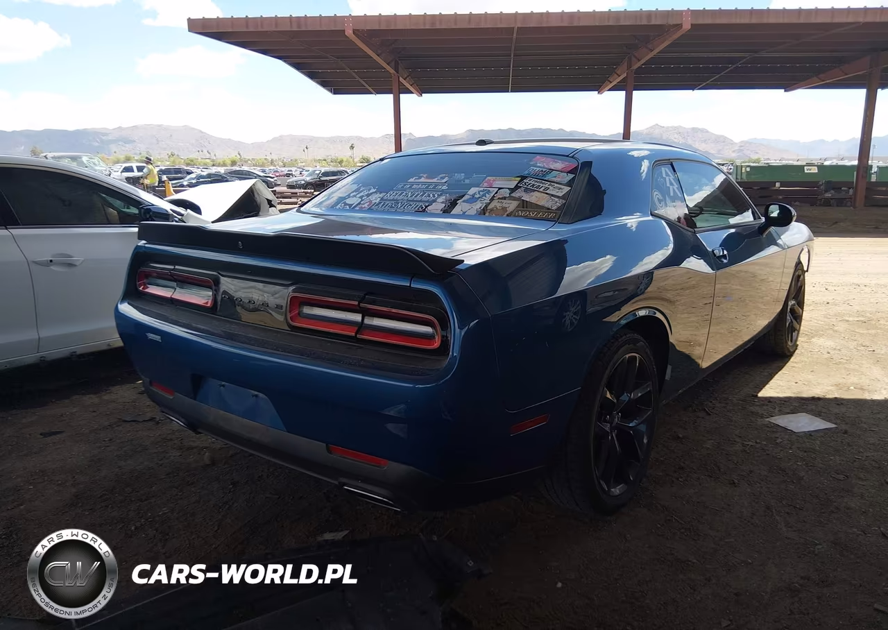 2022 Dodge Challenger Sxt VIN:2C3CDZAG8NH149054 - 4