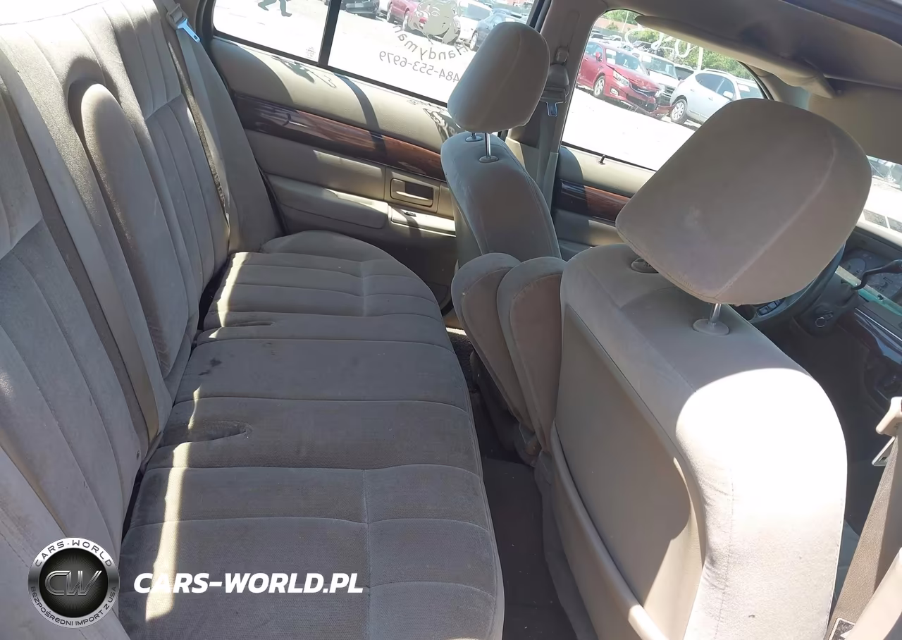 2003 Mercury Grand Marquis Gs VIN:2MEFM74W03X657083 - 8