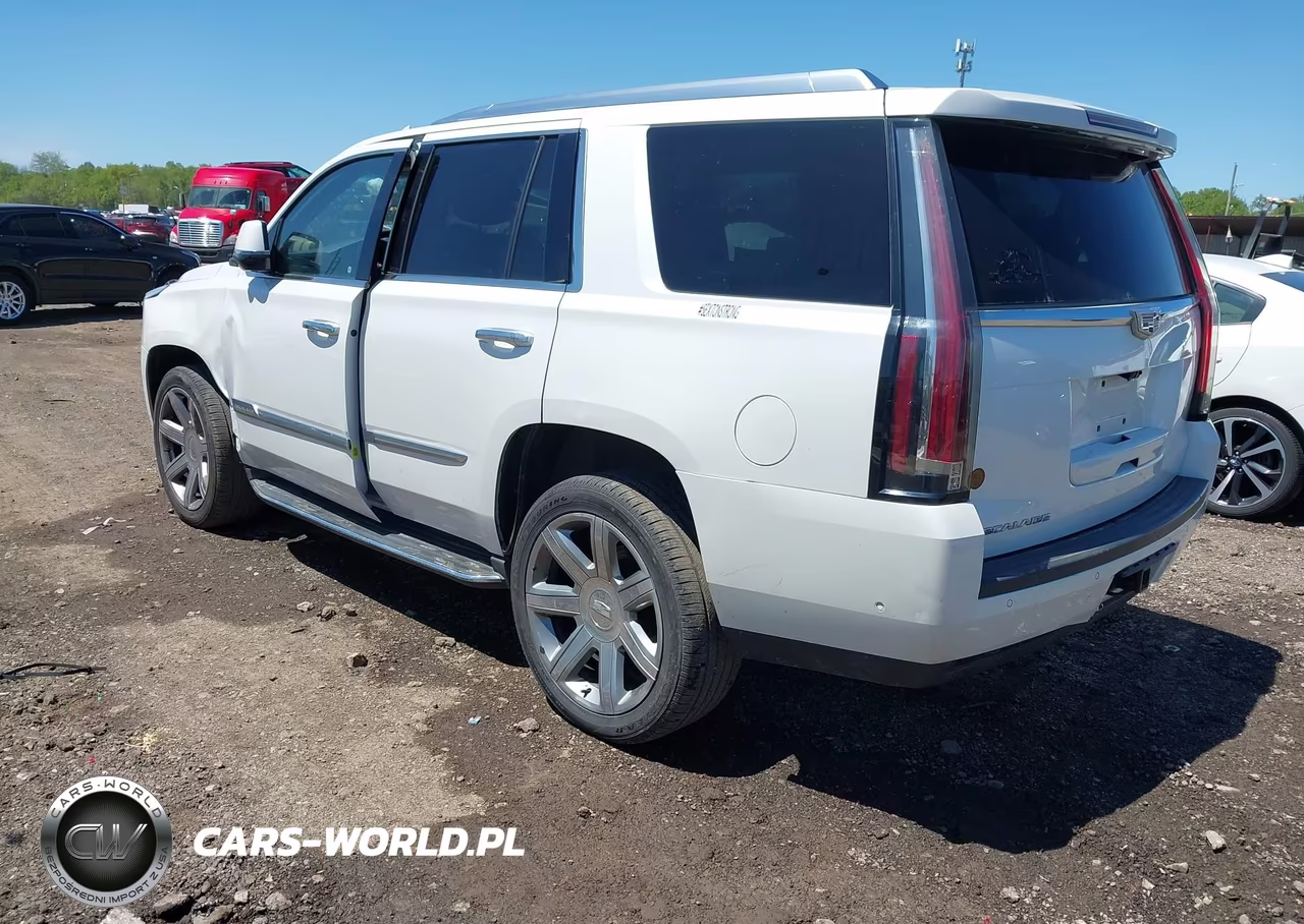 2017 Cadillac Escalade Luxury VIN:1GYS4BKJ0HR274931 - 3