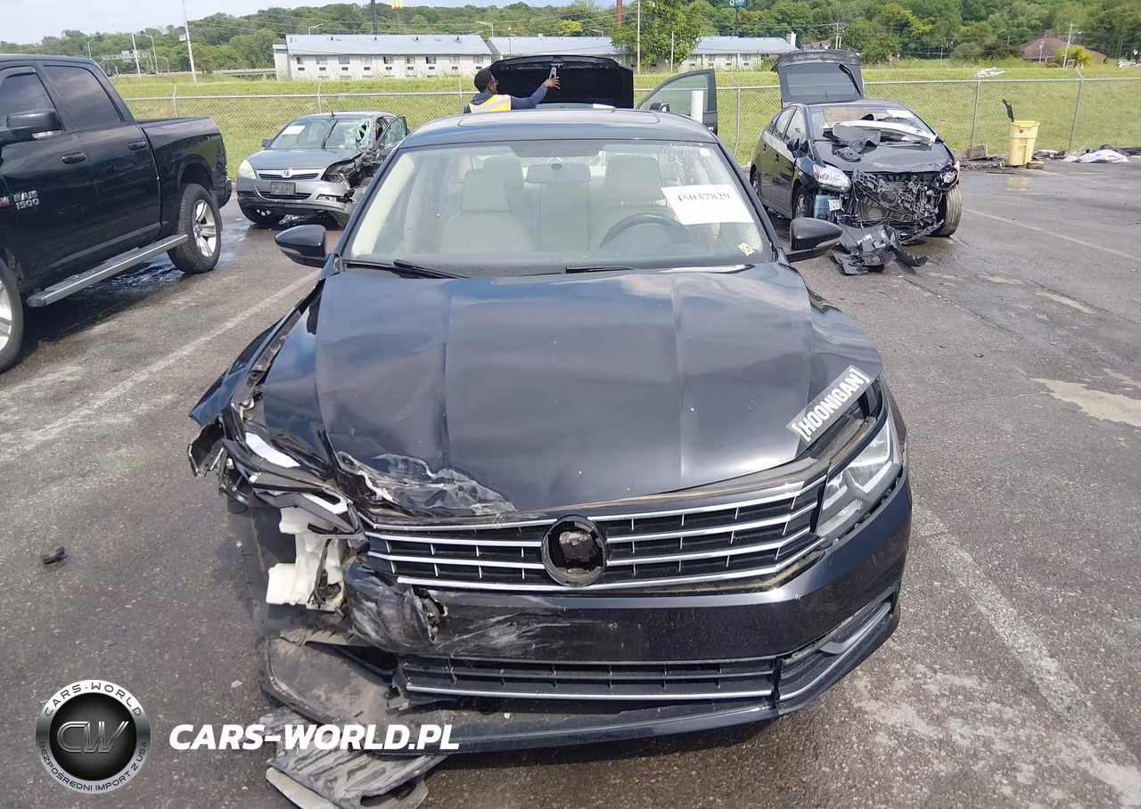 2017 Volkswagen Passat 1.8T Se VIN:1VWBT7A32HC038161 - 13