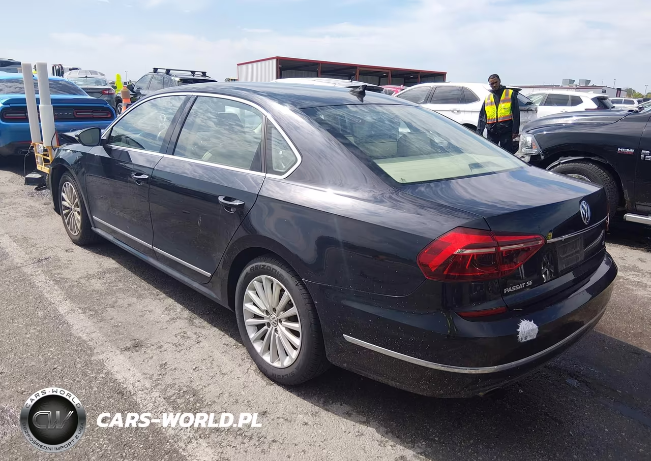 2017 Volkswagen Passat 1.8T Se VIN:1VWBT7A32HC038161 - 3