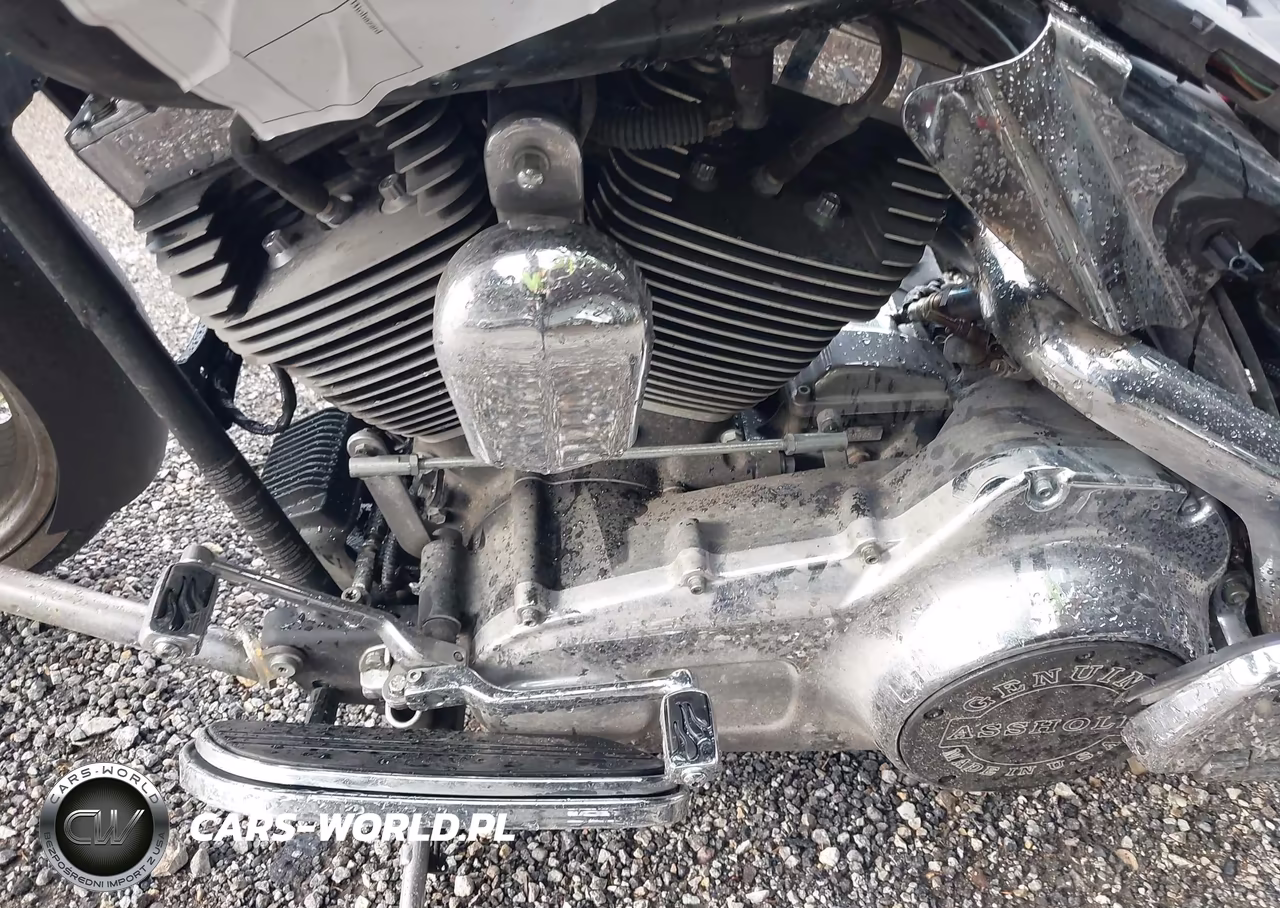 2007 Harley-Davidson Flhx VIN:1HD1KB4117Y643805 - 9