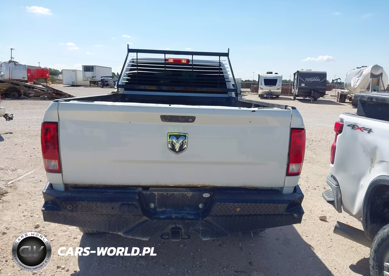 2018 Ram 2500 Tradesman 4X4 8' Box VIN:3C6TR5HT7JG242156 - 16