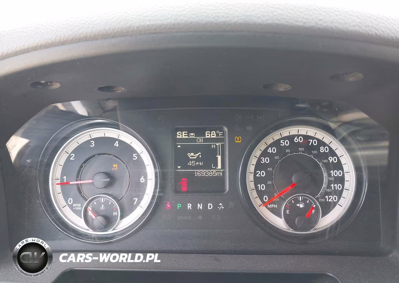 2018 Ram 2500 Tradesman 4X4 8' Box VIN:3C6TR5HT7JG242156 - 7