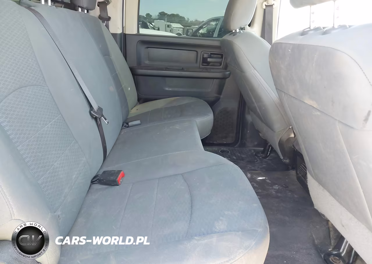 2018 Ram 2500 Tradesman 4X4 8' Box VIN:3C6TR5HT7JG242156 - 8