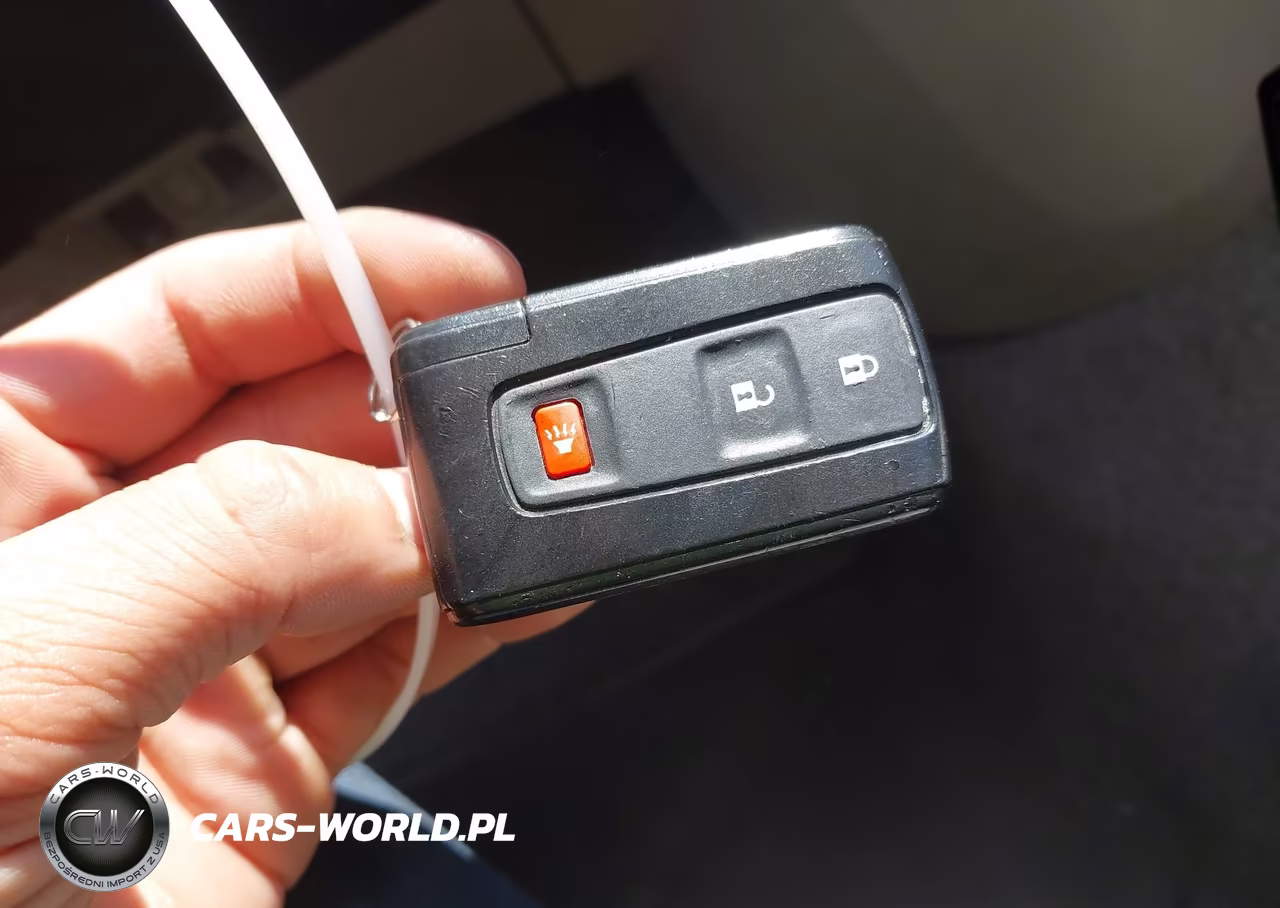 2007 Toyota Prius VIN:JTDKB20U773207219 - 11