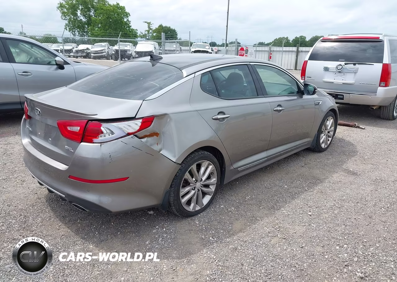 2015 Kia Optima Sxl Turbo VIN:5XXGR4A67FG490832 - 4