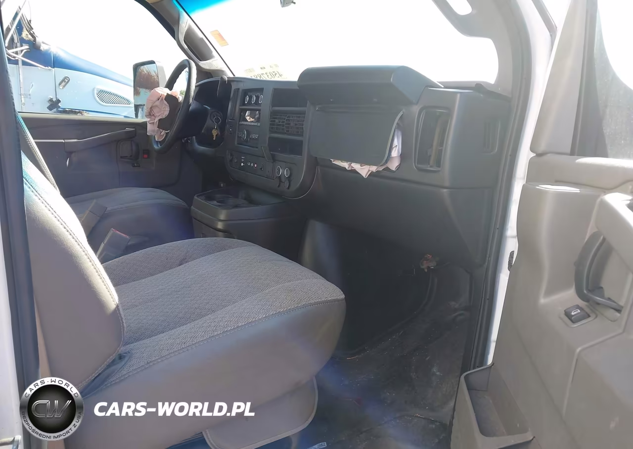 2020 Chevrolet Express Cutaway Work Van VIN:1HA3GTCG9LN006563 - 5