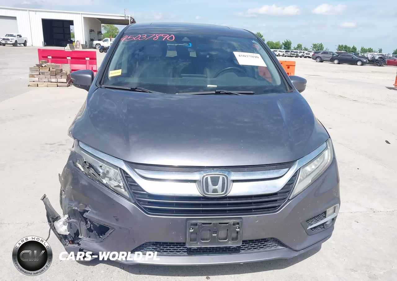 2018 Honda Odyssey Touring VIN:5FNRL6H8XJB031691 - 12