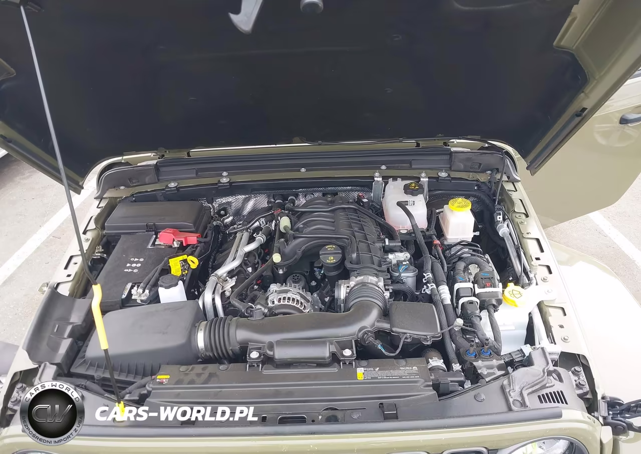 2025 Jeep Gladiator Sport S VIN:1C6PJTAG5SL520308 - 10