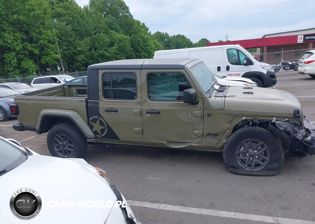 2025 Jeep Gladiator Sport S VIN:1C6PJTAG5SL520308 - 13