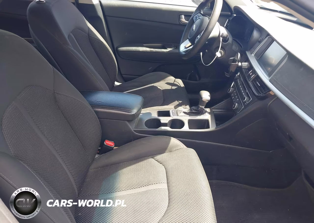 2019 Kia Optima Lx VIN:5XXGT4L30KG369977 - 5
