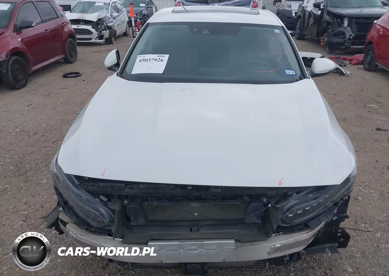 2018 Honda Accord Touring VIN:1HGCV1F99JA013661 - 13