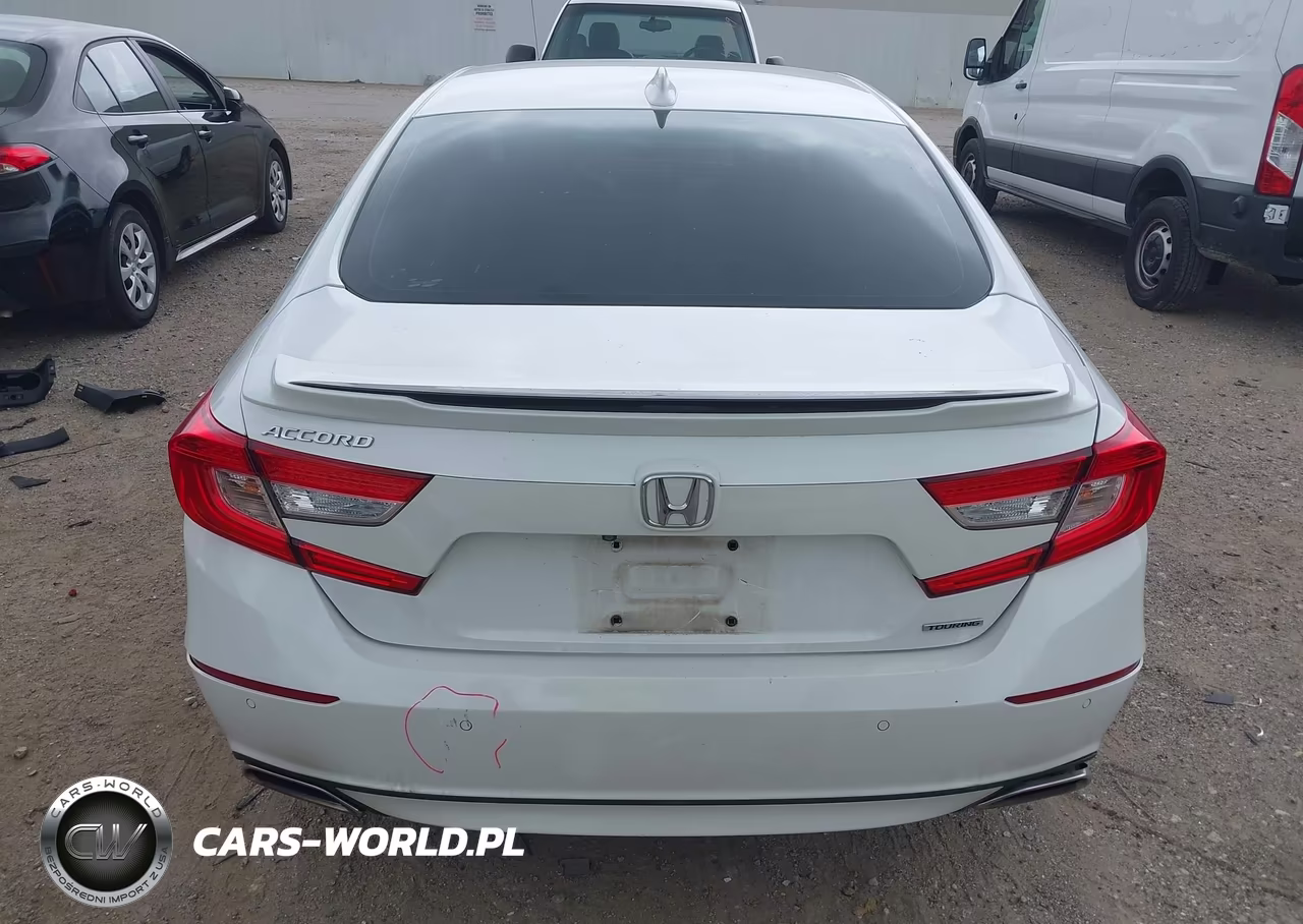 2018 Honda Accord Touring VIN:1HGCV1F99JA013661 - 17