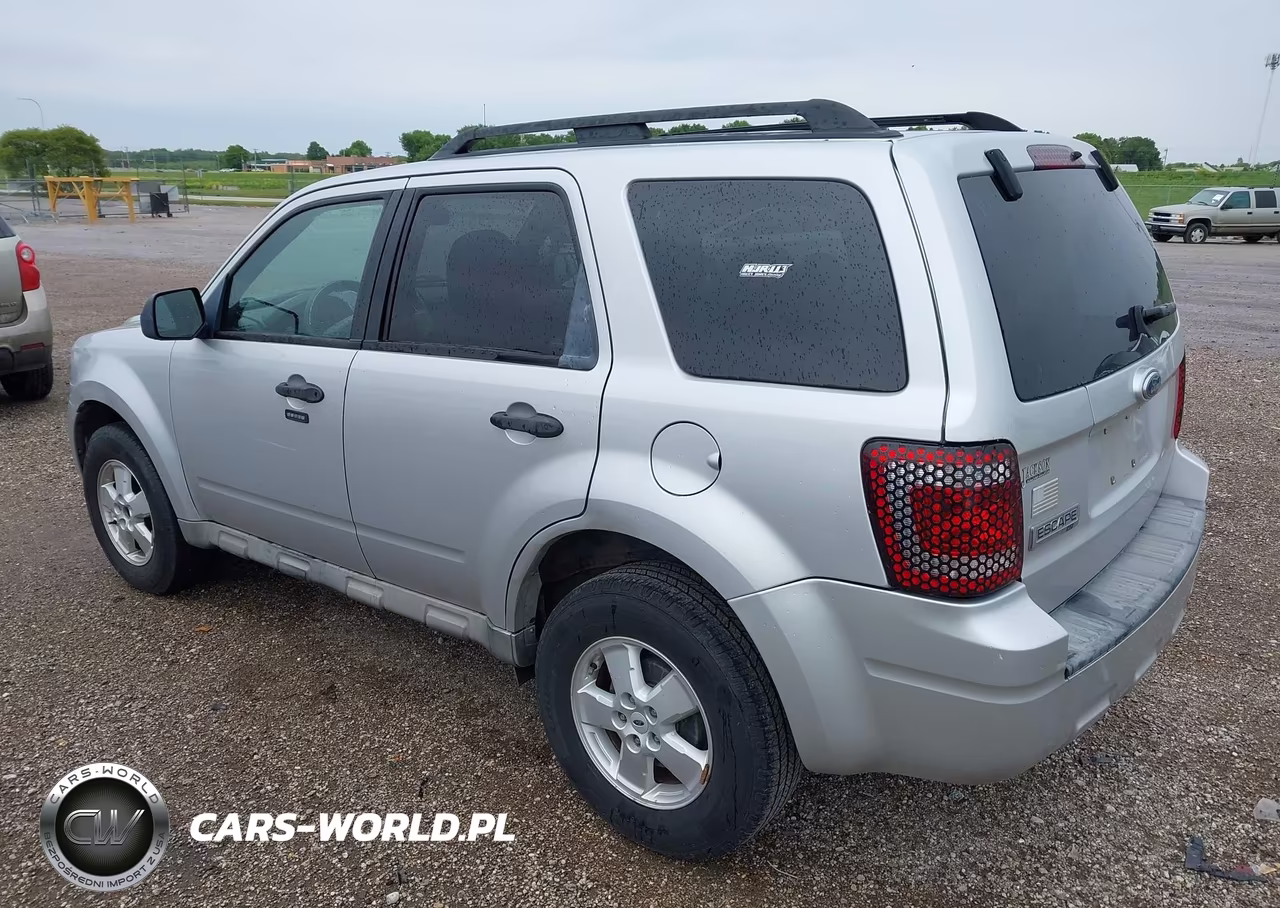 2009 Ford Escape Xlt VIN:1FMCU03GX9KC12833 - 3