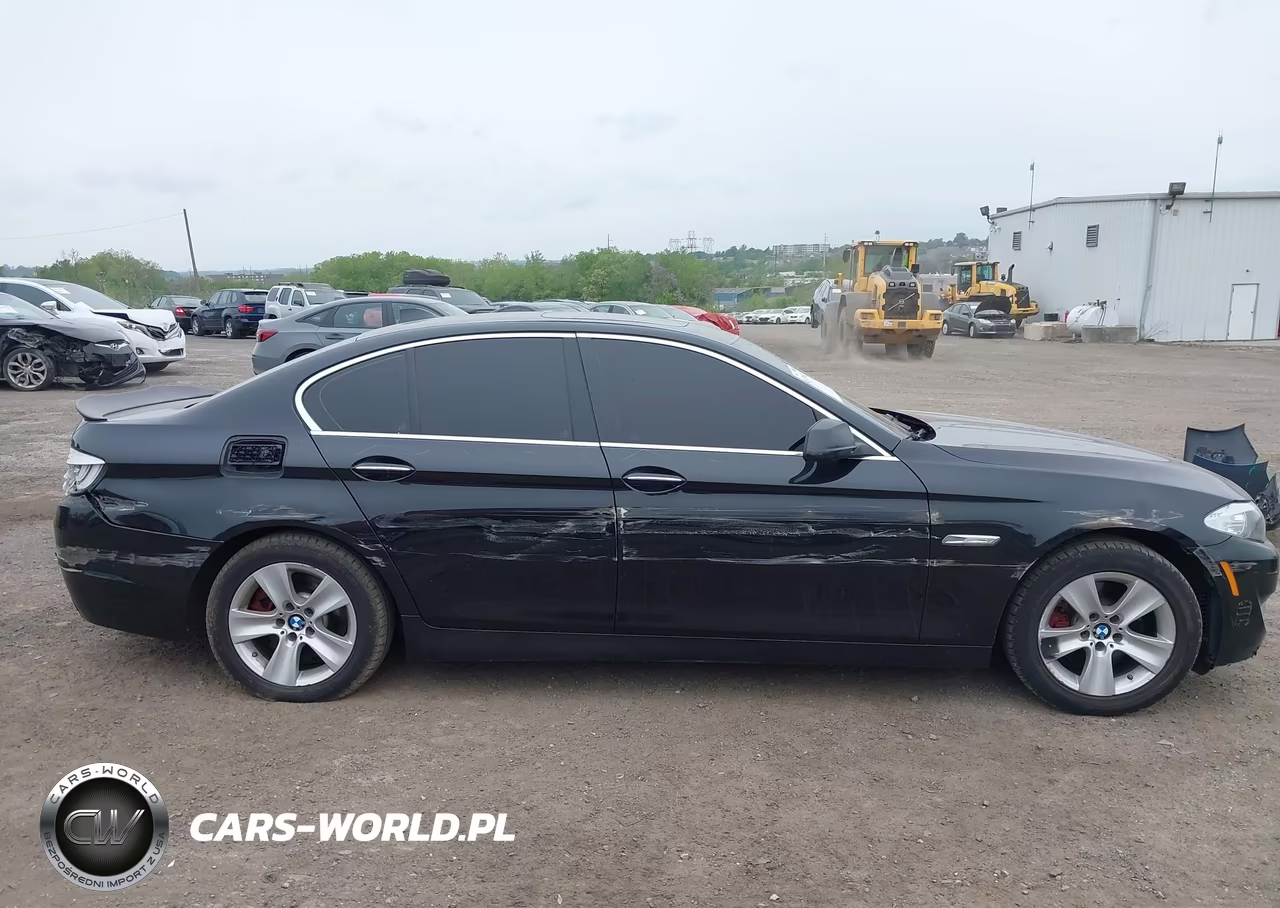 2013 BMW 528I xDrive VIN:WBAXH5C52DD110572 - 6