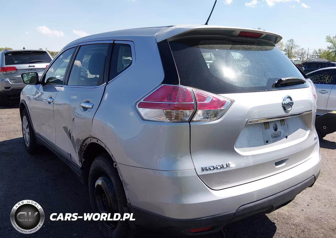 2015 Nissan Rogue S VIN:KNMAT2MV0FP579486 - 3