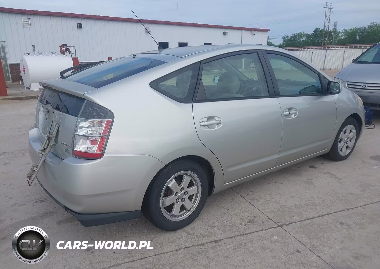 2005 Toyota Prius VIN:JTDKB20U853018561 - 4