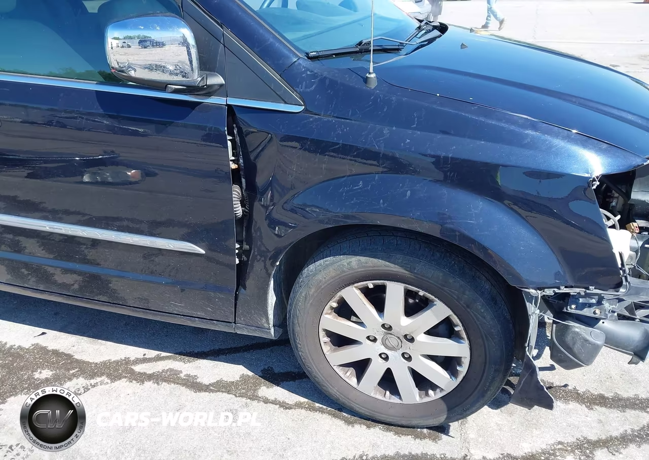2011 Chrysler Town & Country Touring-L VIN:2A4RR8DG3BR613784 - 18