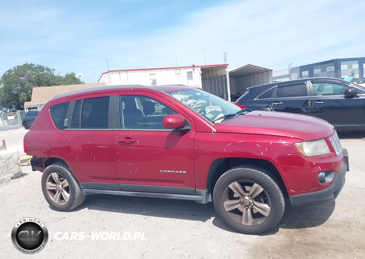 2014 Jeep Compass Latitude VIN:1C4NJDEB1ED622434 - 14