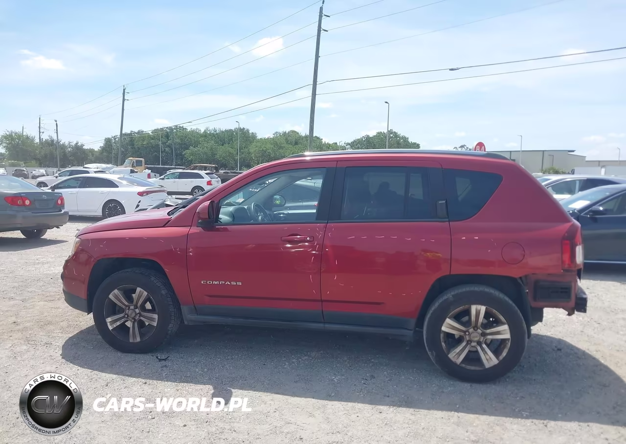 2014 Jeep Compass Latitude VIN:1C4NJDEB1ED622434 - 15