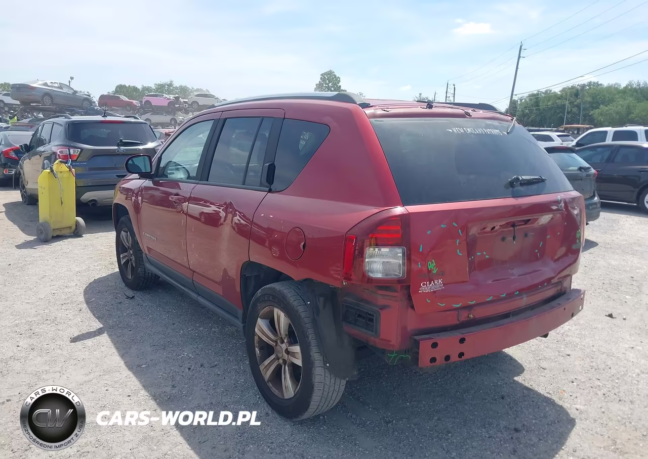 2014 Jeep Compass Latitude VIN:1C4NJDEB1ED622434 - 3