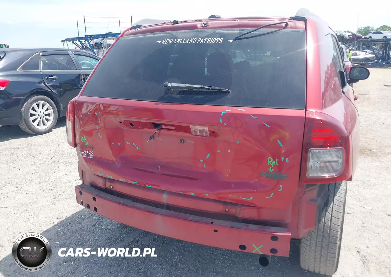 2014 Jeep Compass Latitude VIN:1C4NJDEB1ED622434 - 6