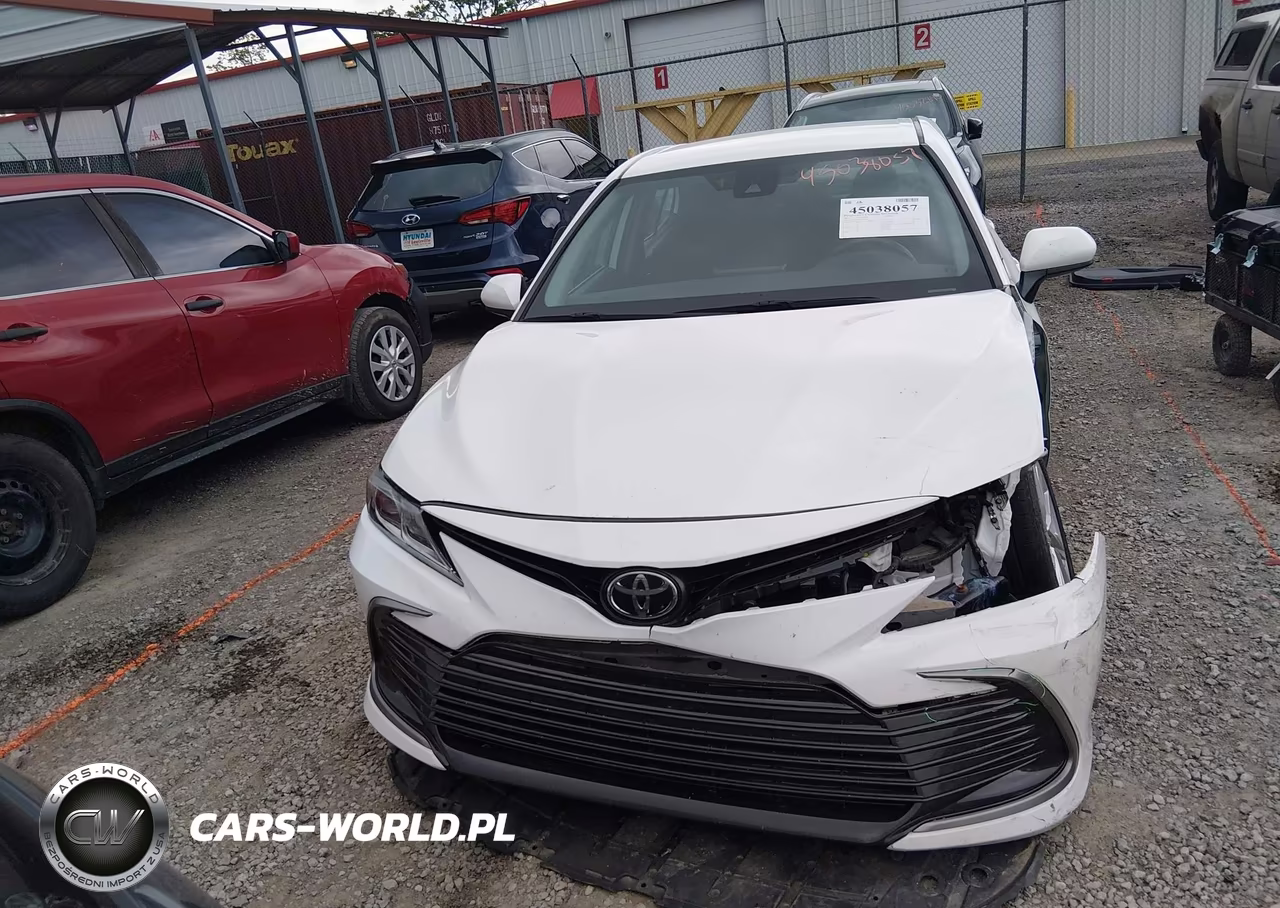 2021 Toyota Camry Le VIN:4T1C11AK5MU446882 - 13