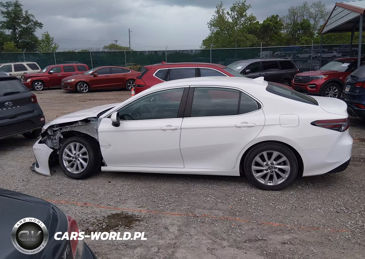 2021 Toyota Camry Le VIN:4T1C11AK5MU446882 - 15