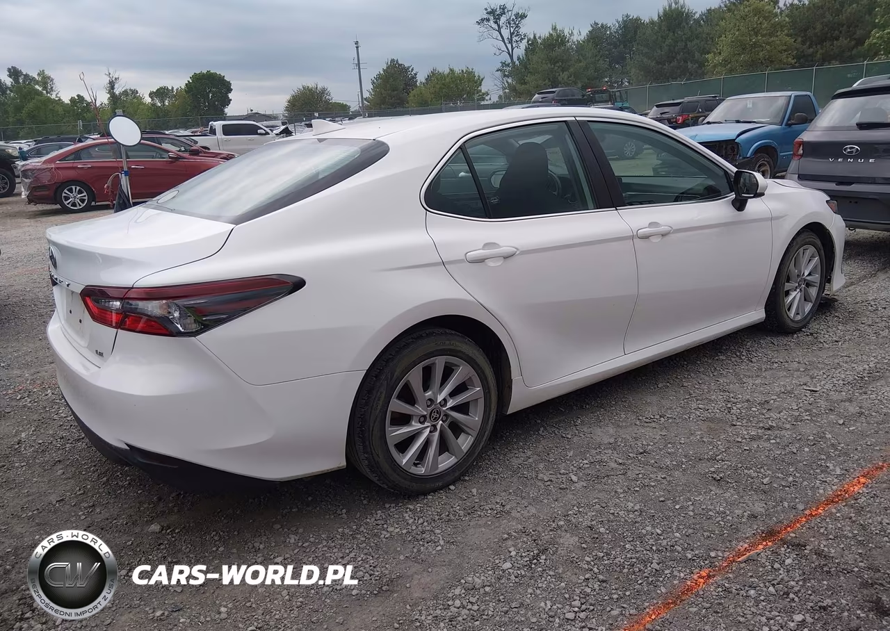 2021 Toyota Camry Le VIN:4T1C11AK5MU446882 - 4