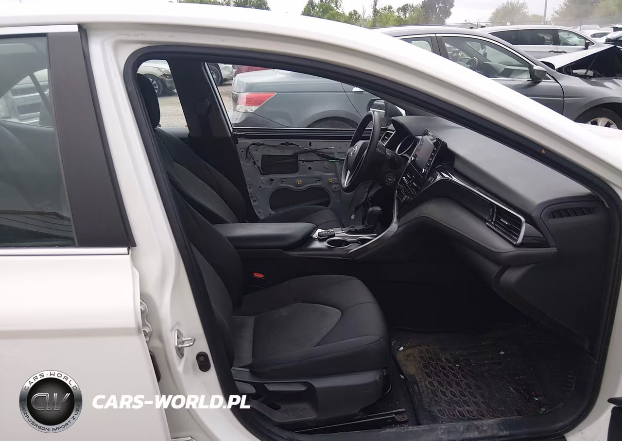 2021 Toyota Camry Le VIN:4T1C11AK5MU446882 - 5