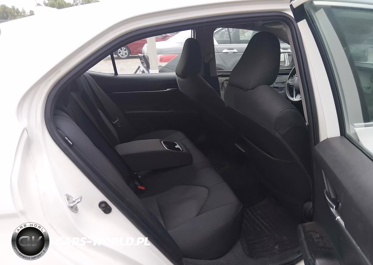 2021 Toyota Camry Le VIN:4T1C11AK5MU446882 - 8