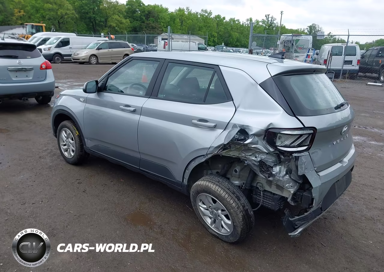 2021 Hyundai Venue Se VIN:KMHRB8A38MU127744 - 3